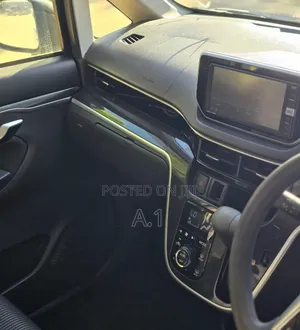 Daihatsu Move 2019 Blue