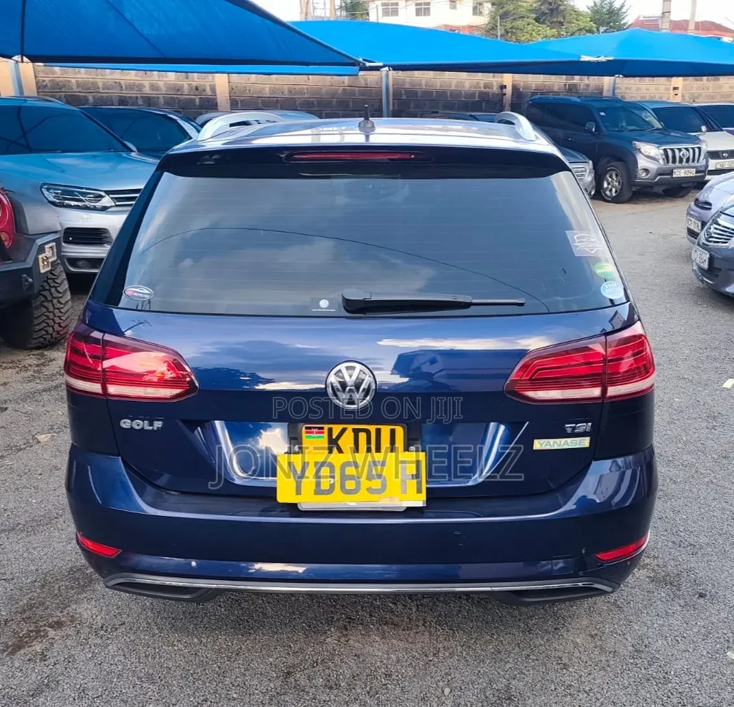 Volkswagen Golf TSI S FWD 2018 Blue