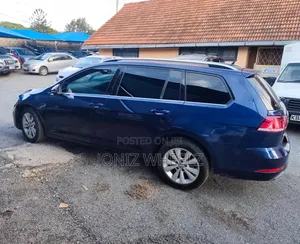 Volkswagen Golf TSI S FWD 2018 Blue