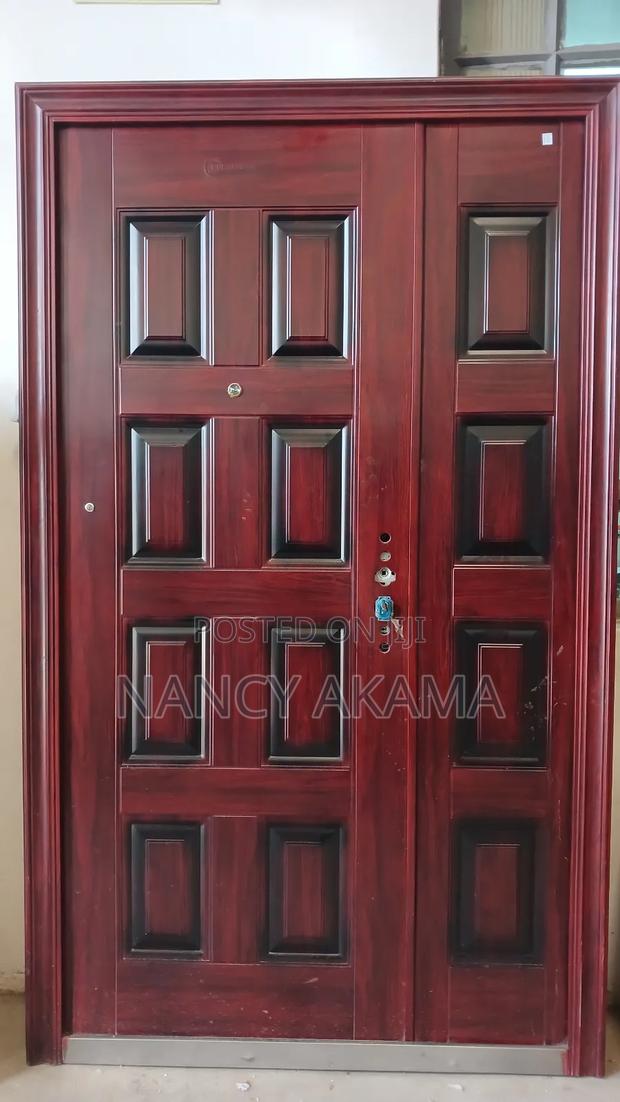 Double Steel Doors - thumbnail 4