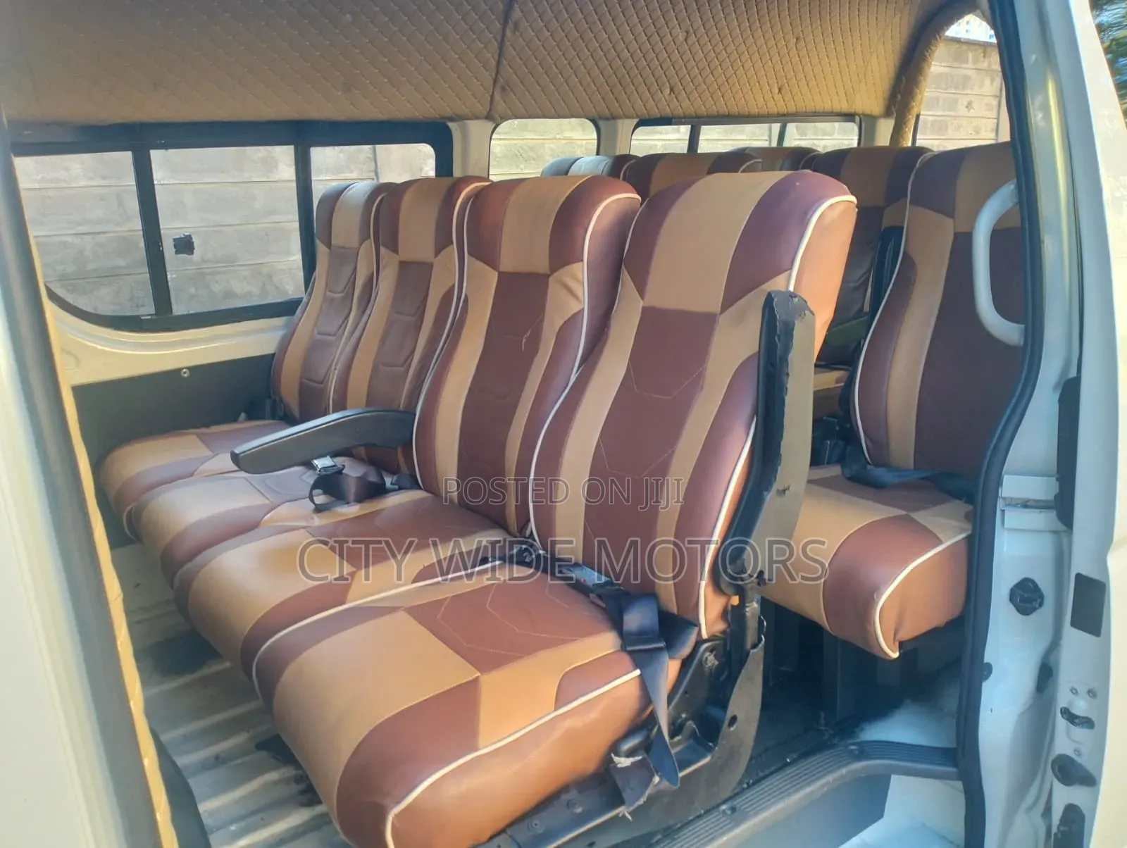 Toyota Grand HiAce 2017 White