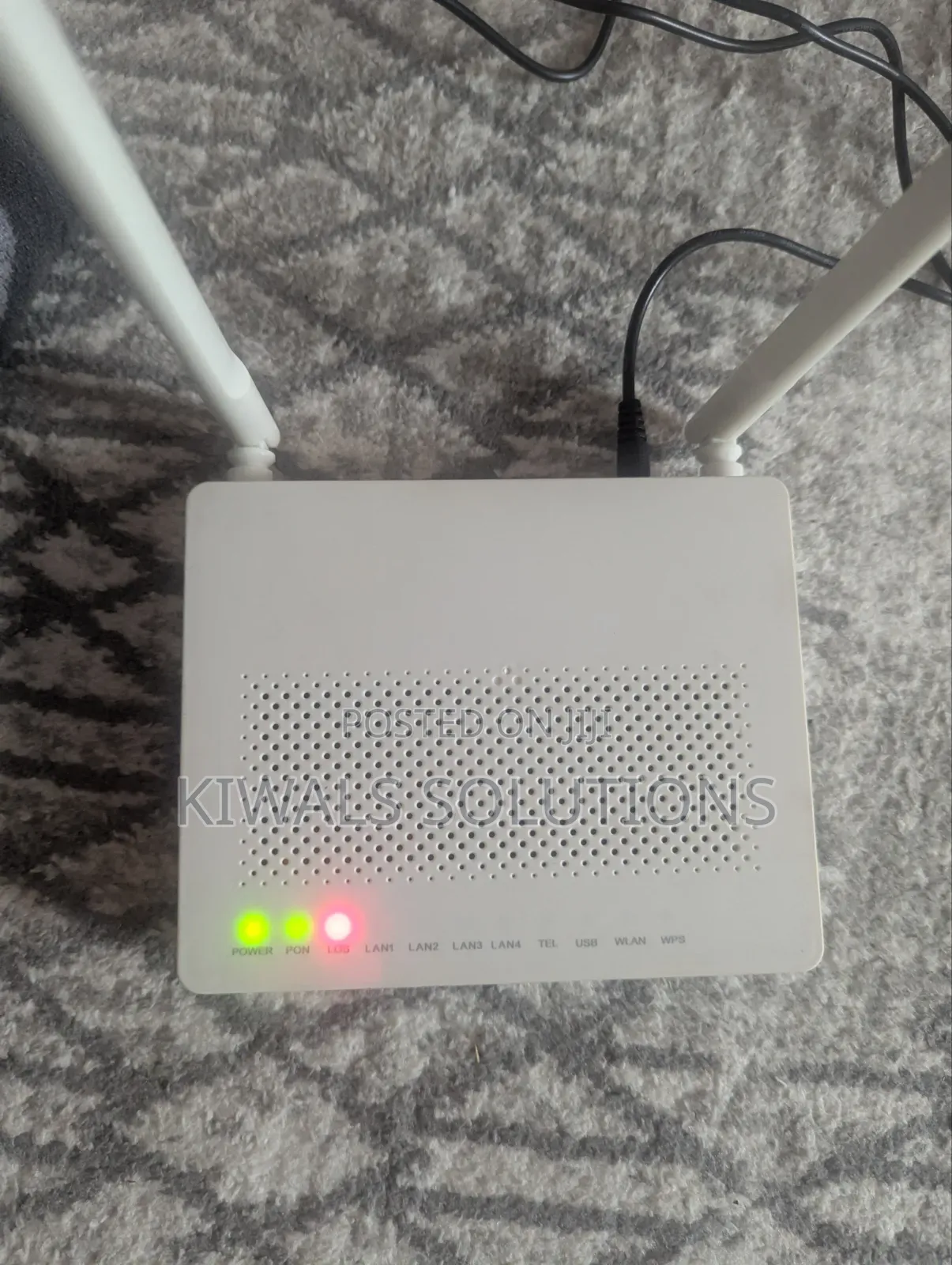 Faulty Huawei Hg8536m Fiber Routers (Outer Shell Is New)