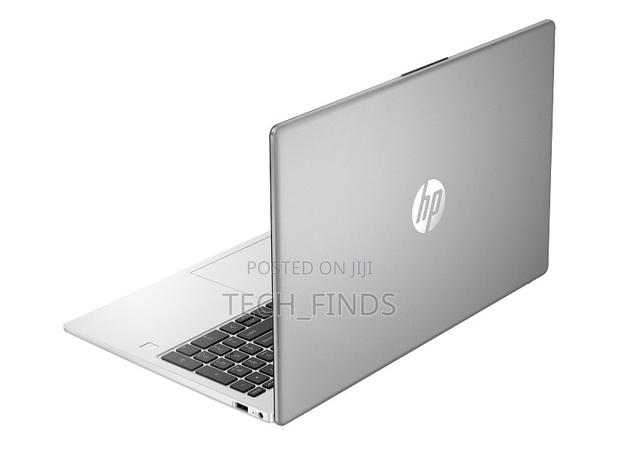 New Laptop HP 250 G10 8GB Intel Core i7 SSD 512GB - thumbnail 3