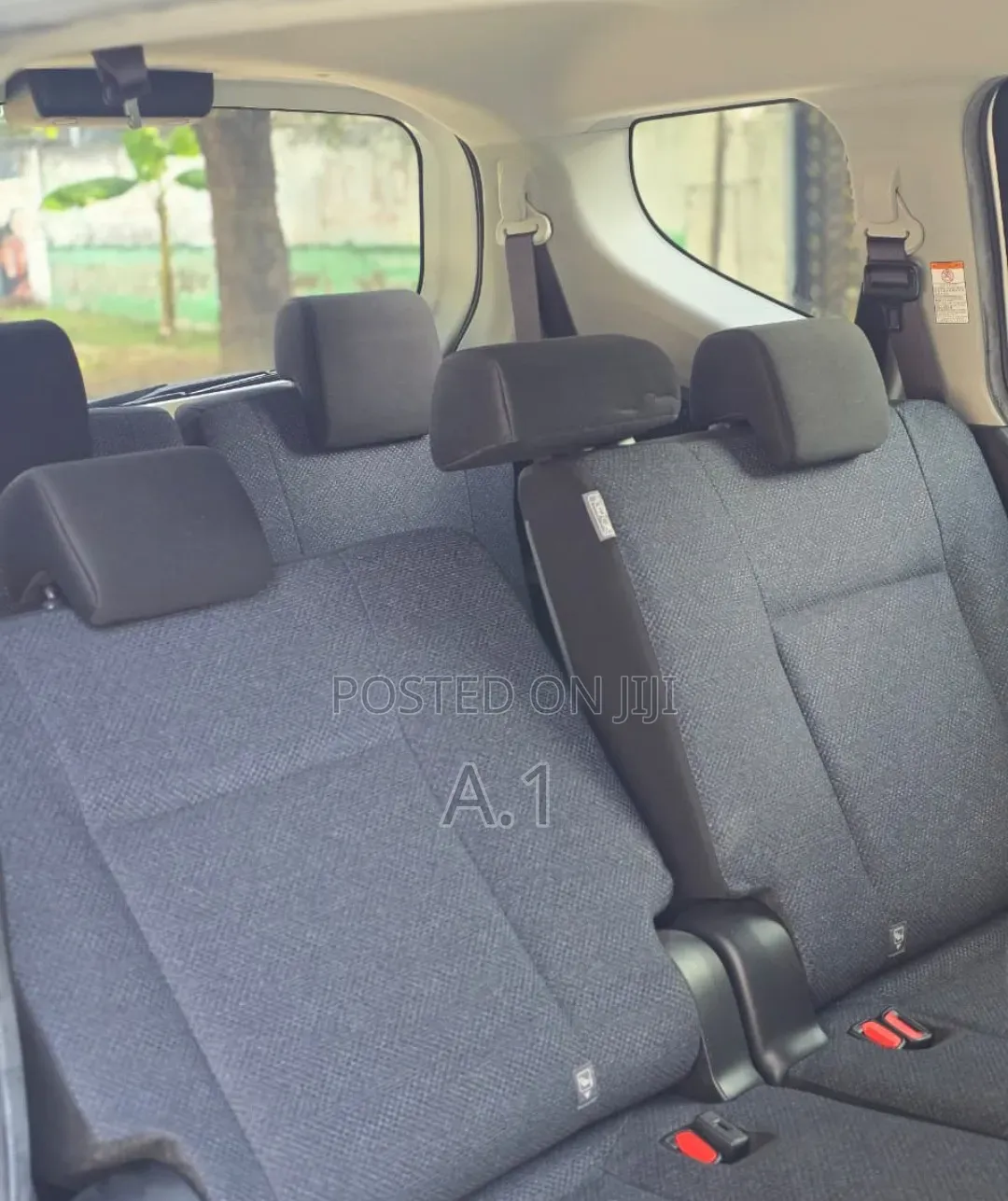 Toyota Sienta 1.5 Hybrid FWD (6-seater) 2019 Pearl