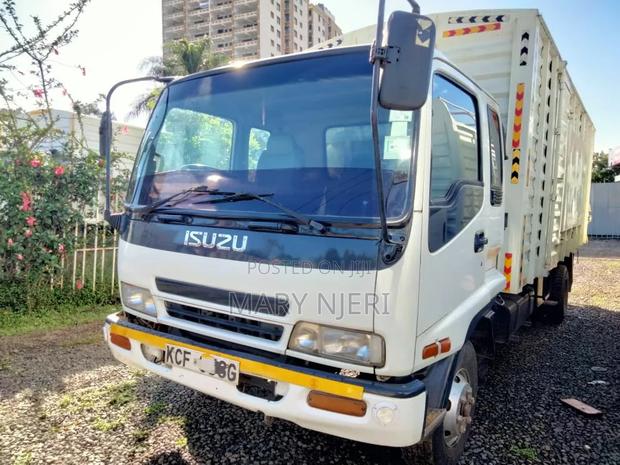 Isuzu Frr33 Truck. - thumbnail 3