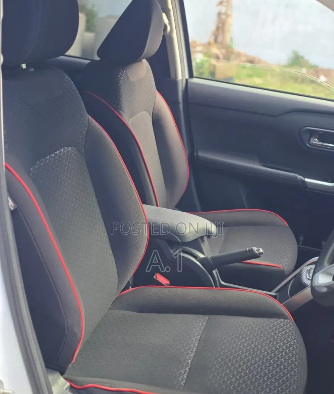 Daihatsu Rocky 2019 White