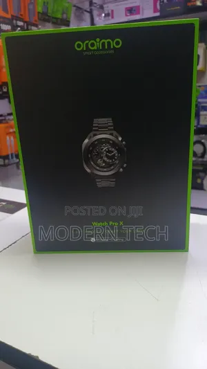 Smartwatch With Extra Cases Straps
