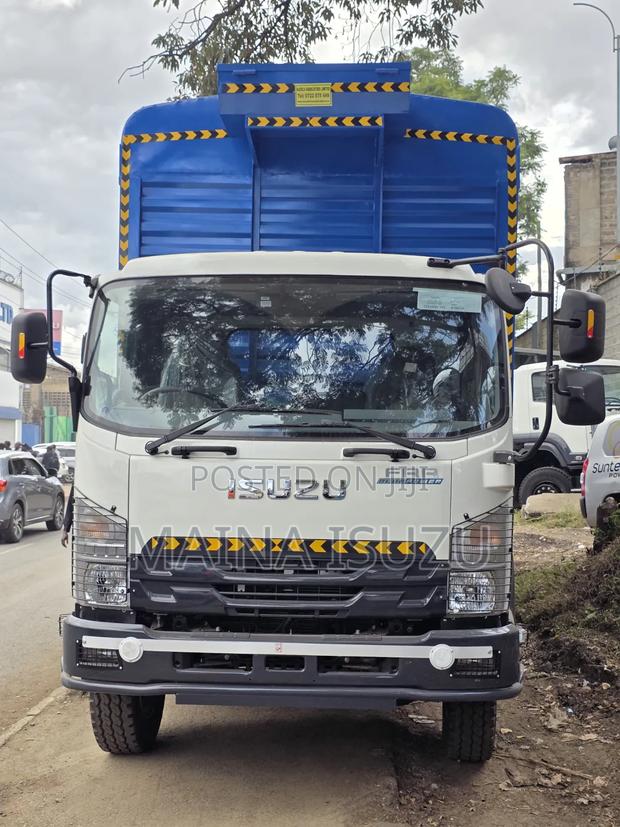 Isuzu Frr90 2026 White