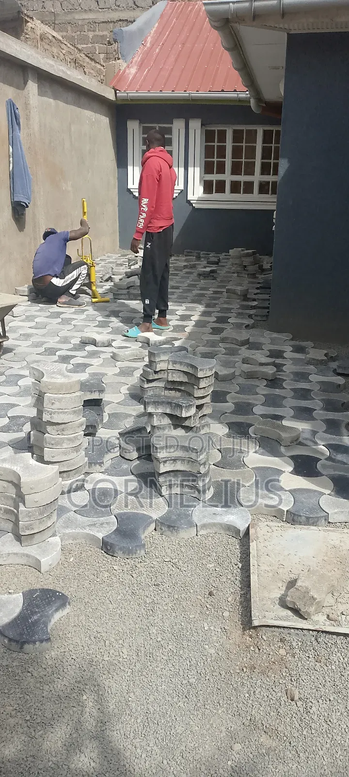 Cabro Installation and Polishing (Smart Perking Area)