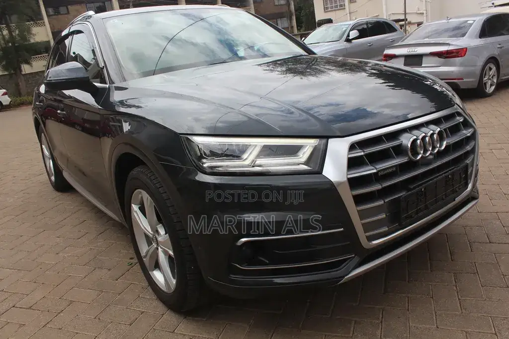 Audi Q5 2.0T Premium AWD quattro 2019 Black