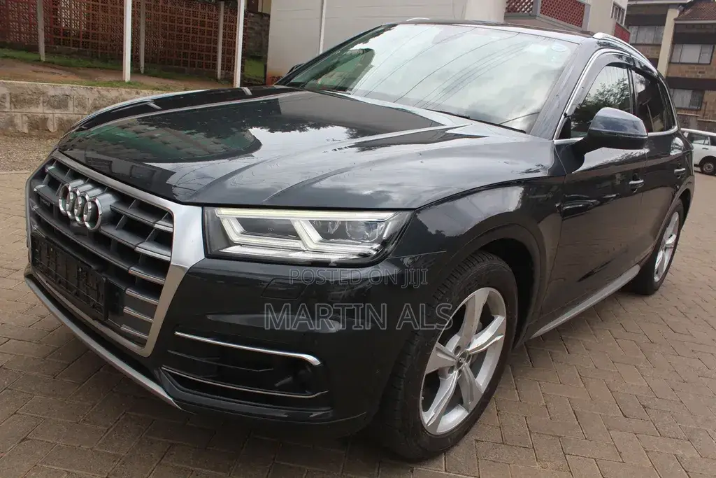 Audi Q5 2.0T Premium AWD quattro 2019 Black