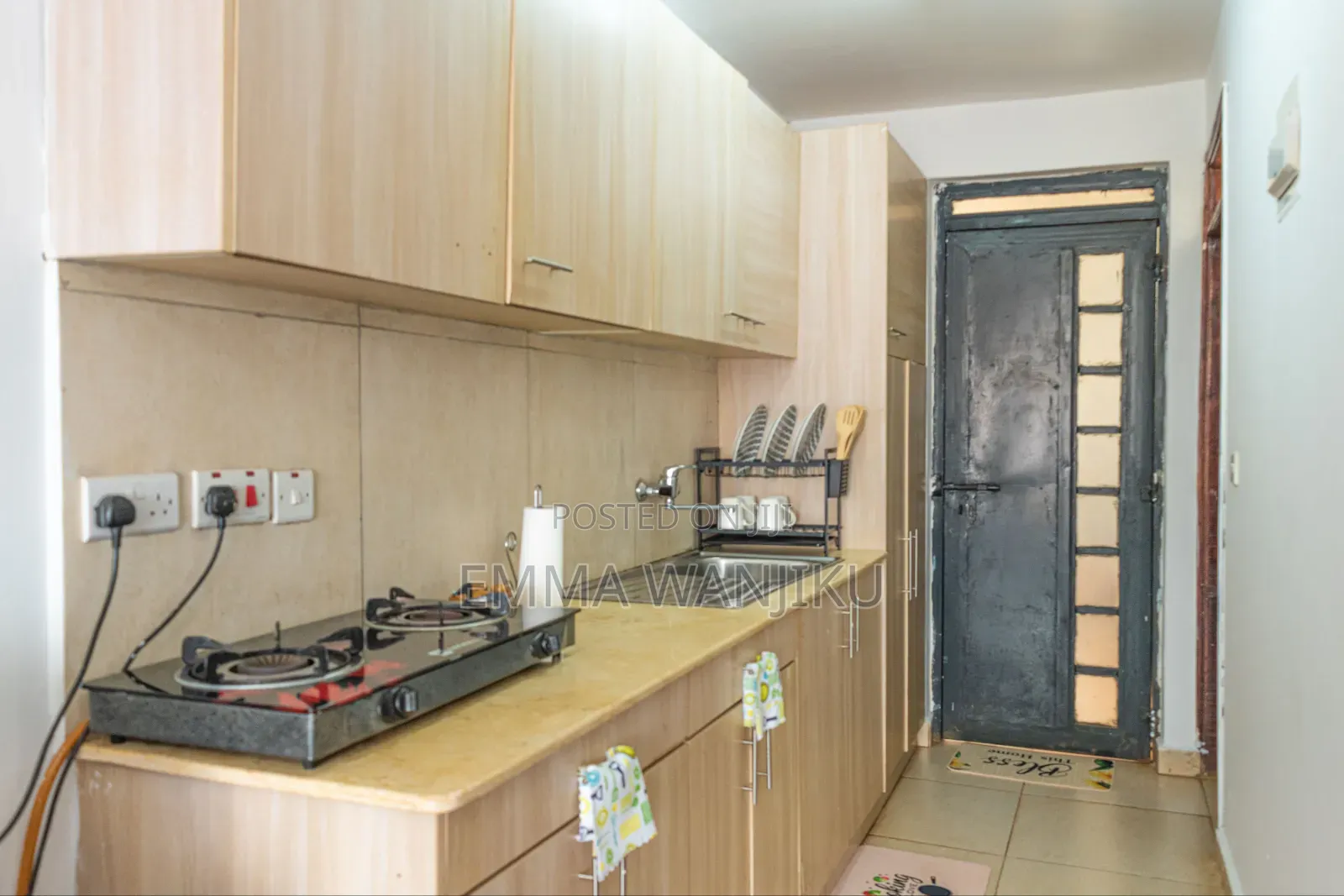 Studio Available to Let in Ruaka With a Super Host.