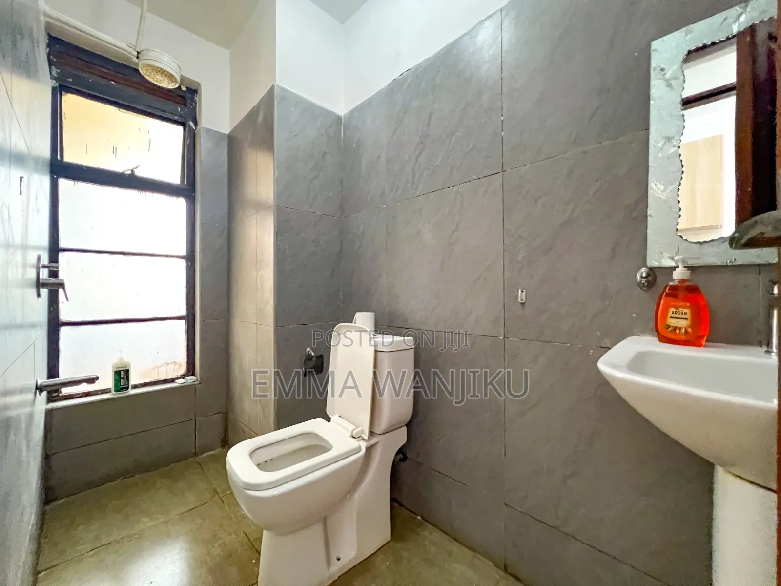 Studio Available to Let in Ruaka With a Super Host.