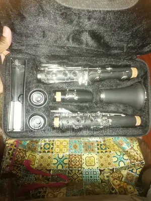 Suzuki Musique B-Flat Clarinet