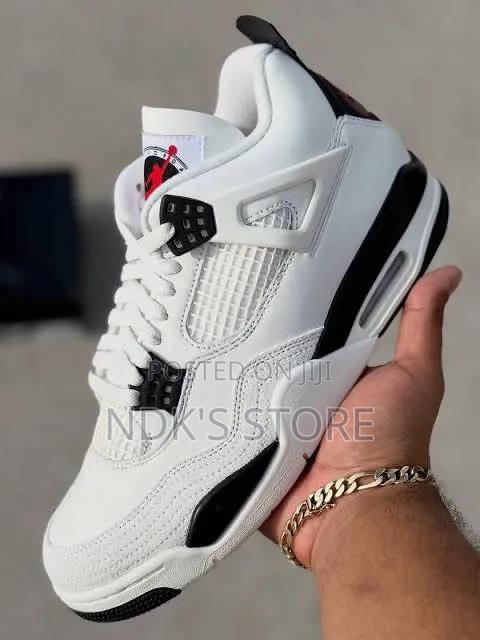 Air Jordan 4 “Flight Club “