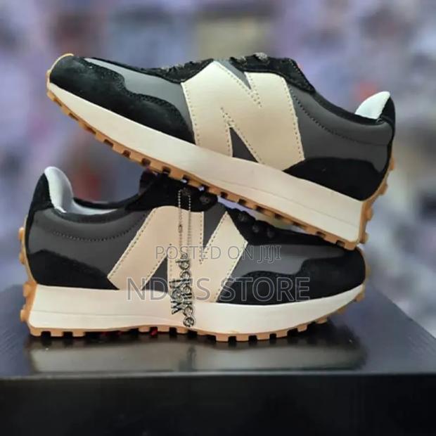 New Balance 327 “Black White “