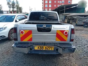 Nissan Hardbody 3000TD Hi-Rider 2007 Silver