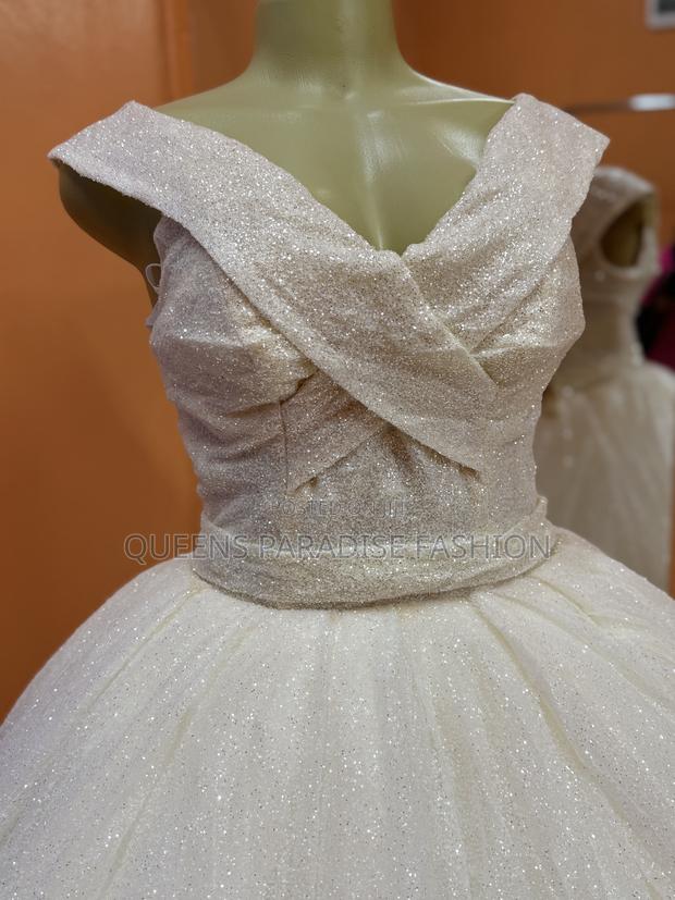 Wedding Gown - thumbnail 3