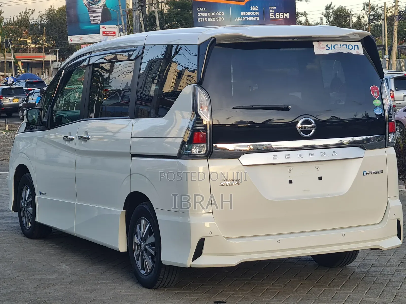 Nissan Serena 2019 White