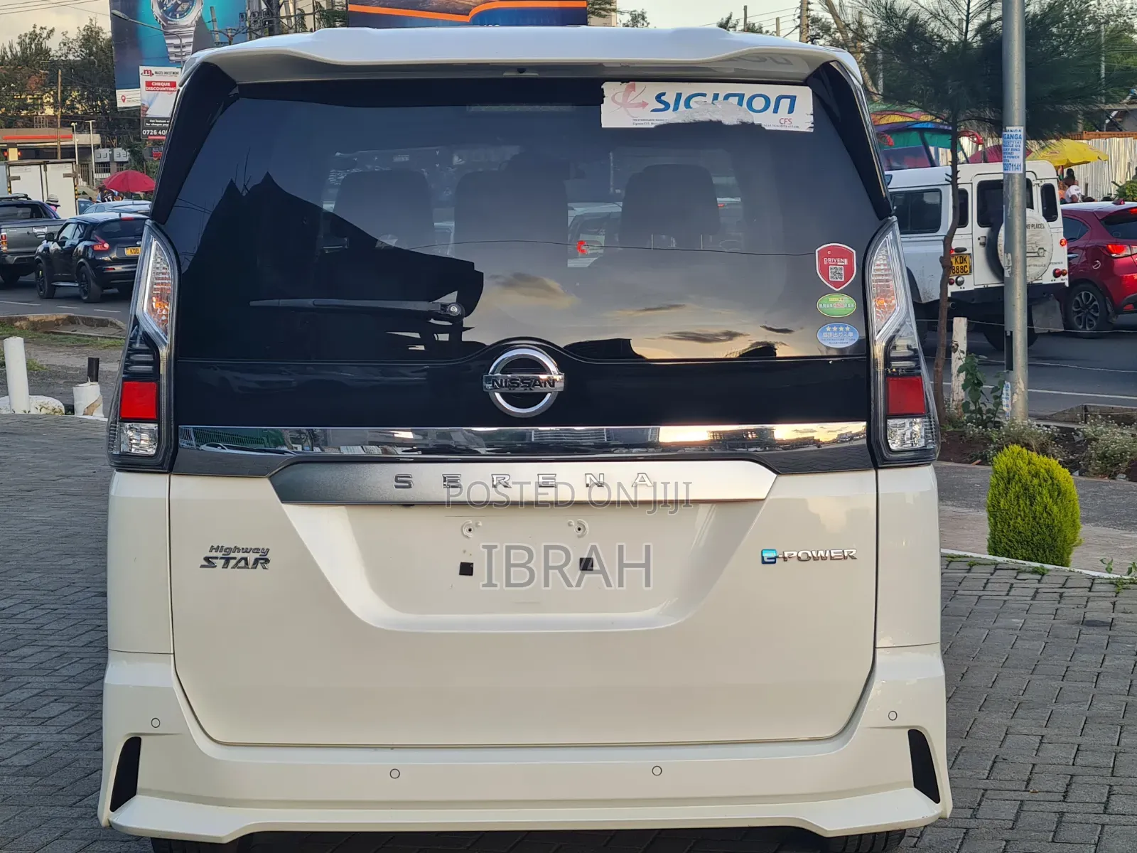 Nissan Serena 2019 White