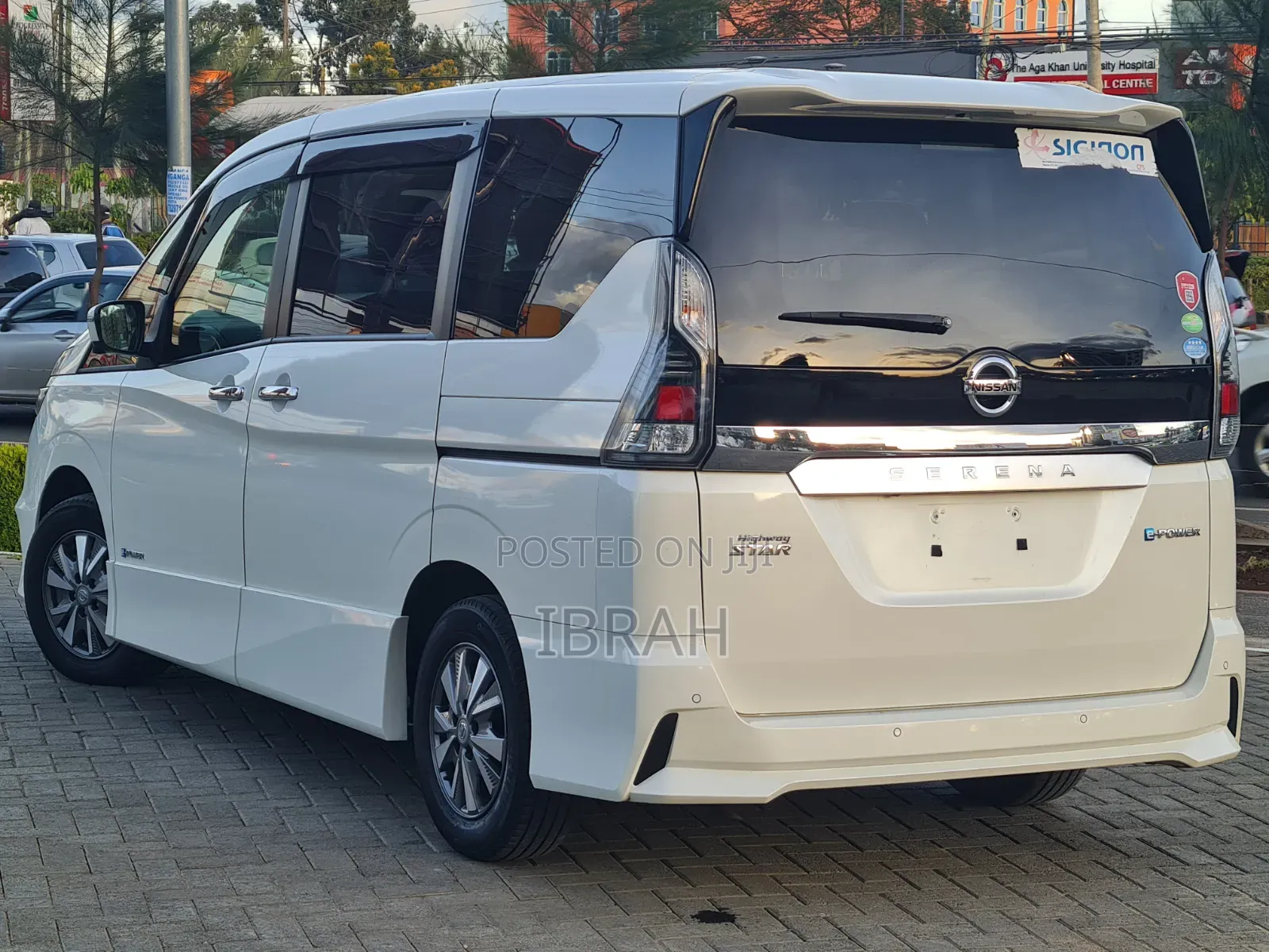 Nissan Serena 2019 White