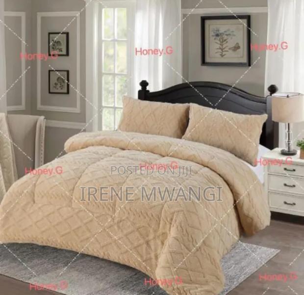 Heavy Warm Woolen Duvet - thumbnail 5