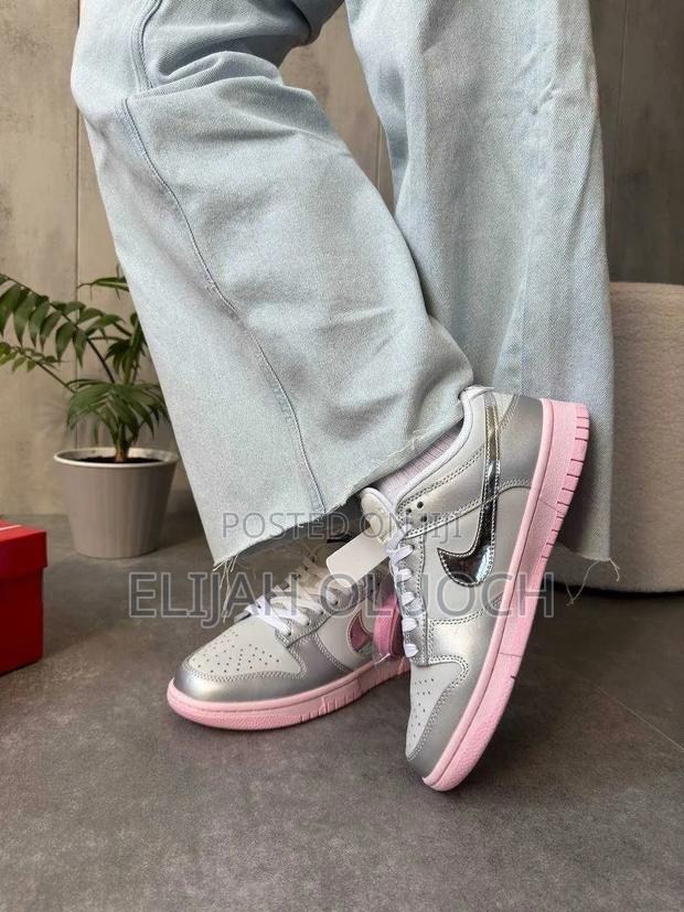Nike Sb Dunk × Mettalic Pink Silver - thumbnail 2