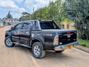 Toyota Hilux 2009 Black
