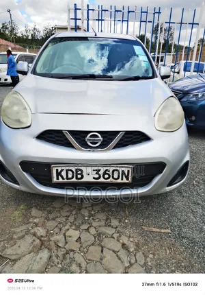 Nissan March 1.2 FWD 2015 Silver