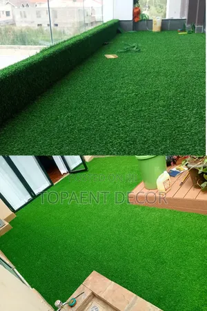 Green Spaces Elevated Artificial Grass Carpet