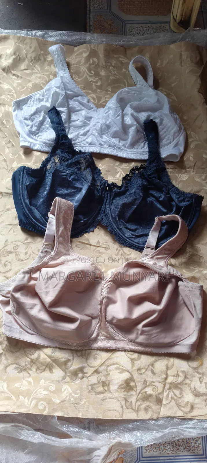 Wireless and Underwire Ladies Bra