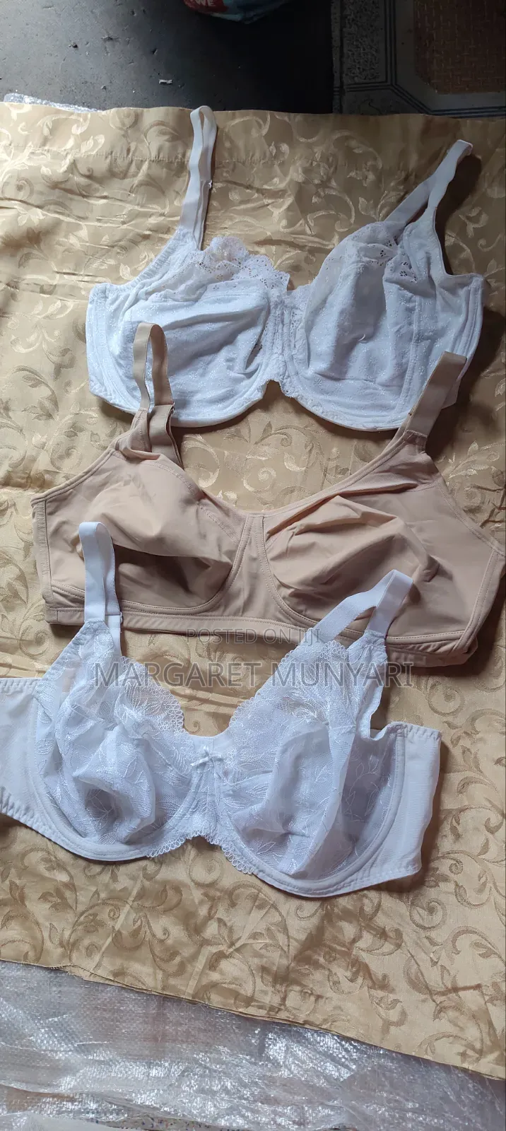 Wireless and Underwire Ladies Bra