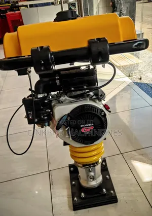 Hisaki Tamping Rammer With 5.5hp Honda Engine