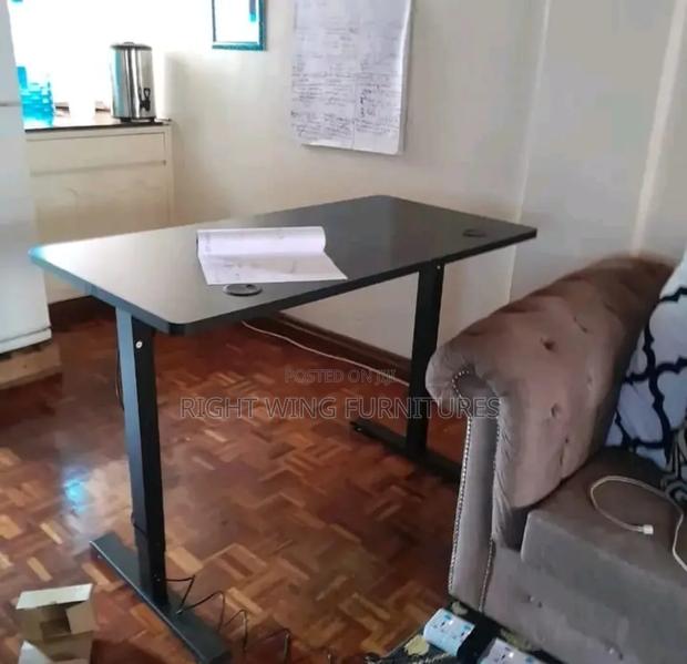 Black Smart Adjustable Office Desk