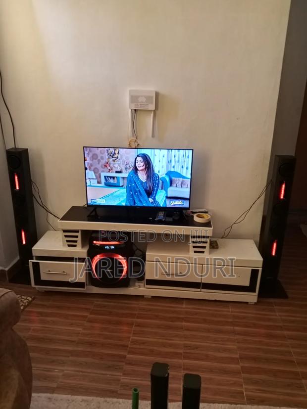 Modern Tv Stand With Drawers – Clean Strong - thumbnail 2