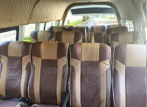 Toyota HiAce 2018 White