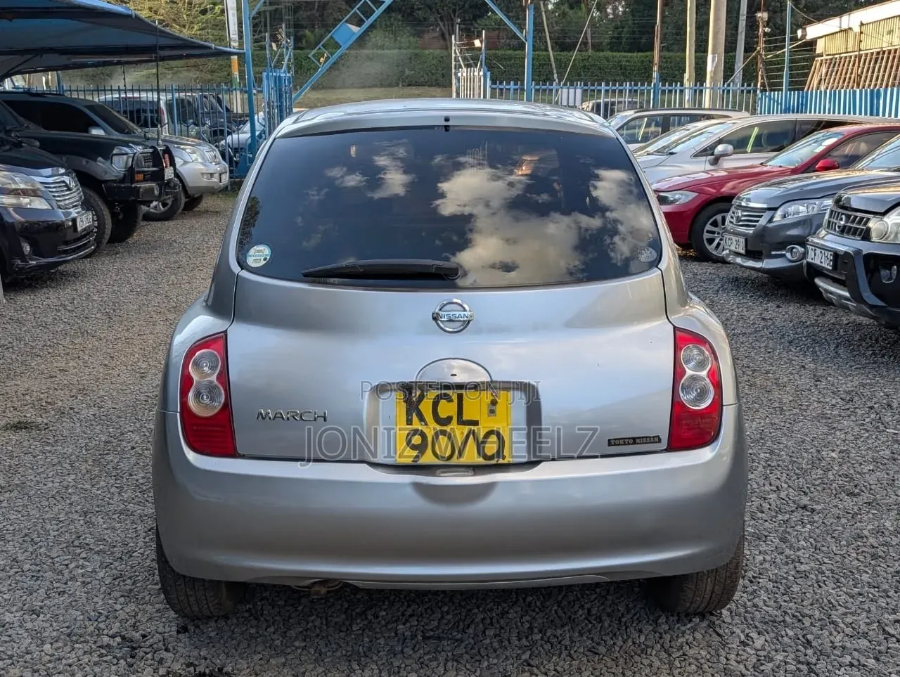 Nissan March 1.2 FWD 2010 Silver