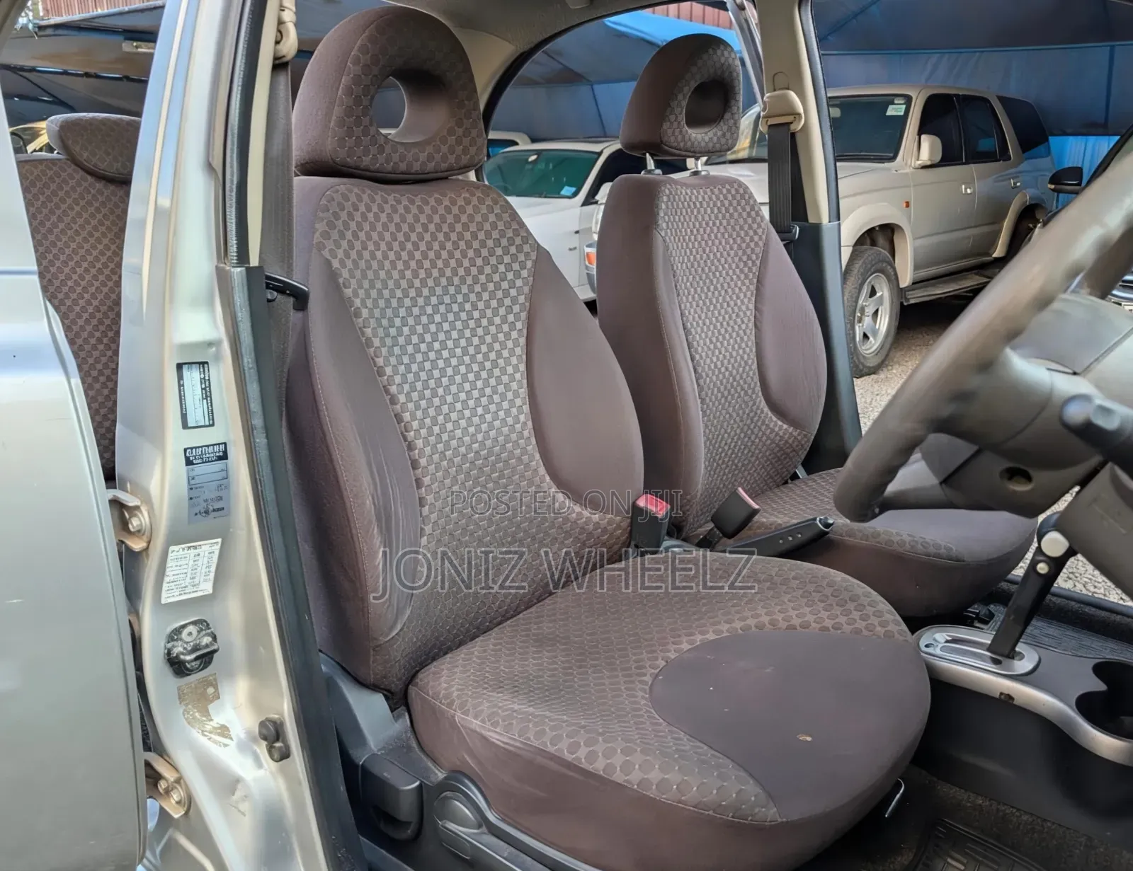 Nissan March 1.2 FWD 2010 Silver