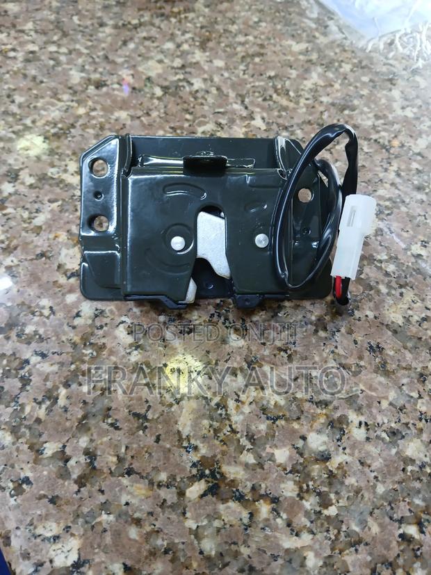 Boot Lock Toyota Shark(5l)