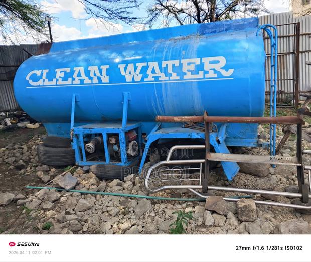 5000 Liters Water Bowser - thumbnail 3