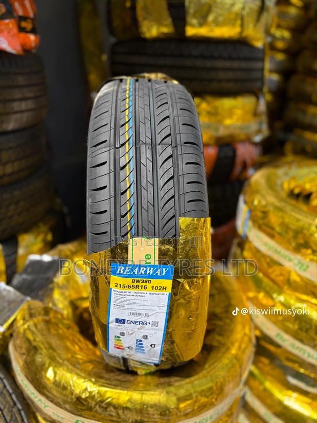 215/65r16 Bearway
