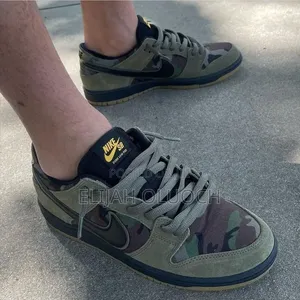  
 Nike Sb Dunk × Camouflage Sizes: 38 – 45
 Quality: