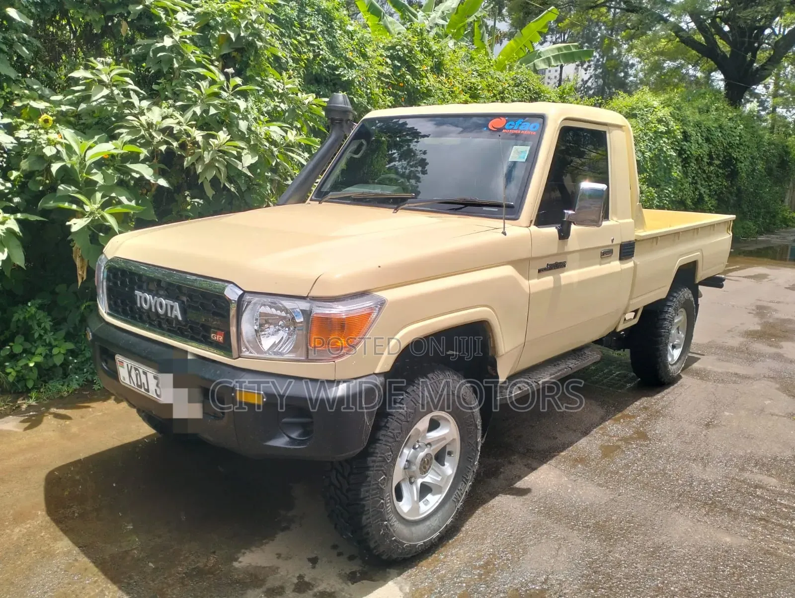 Toyota Land Cruiser 2003 Beige