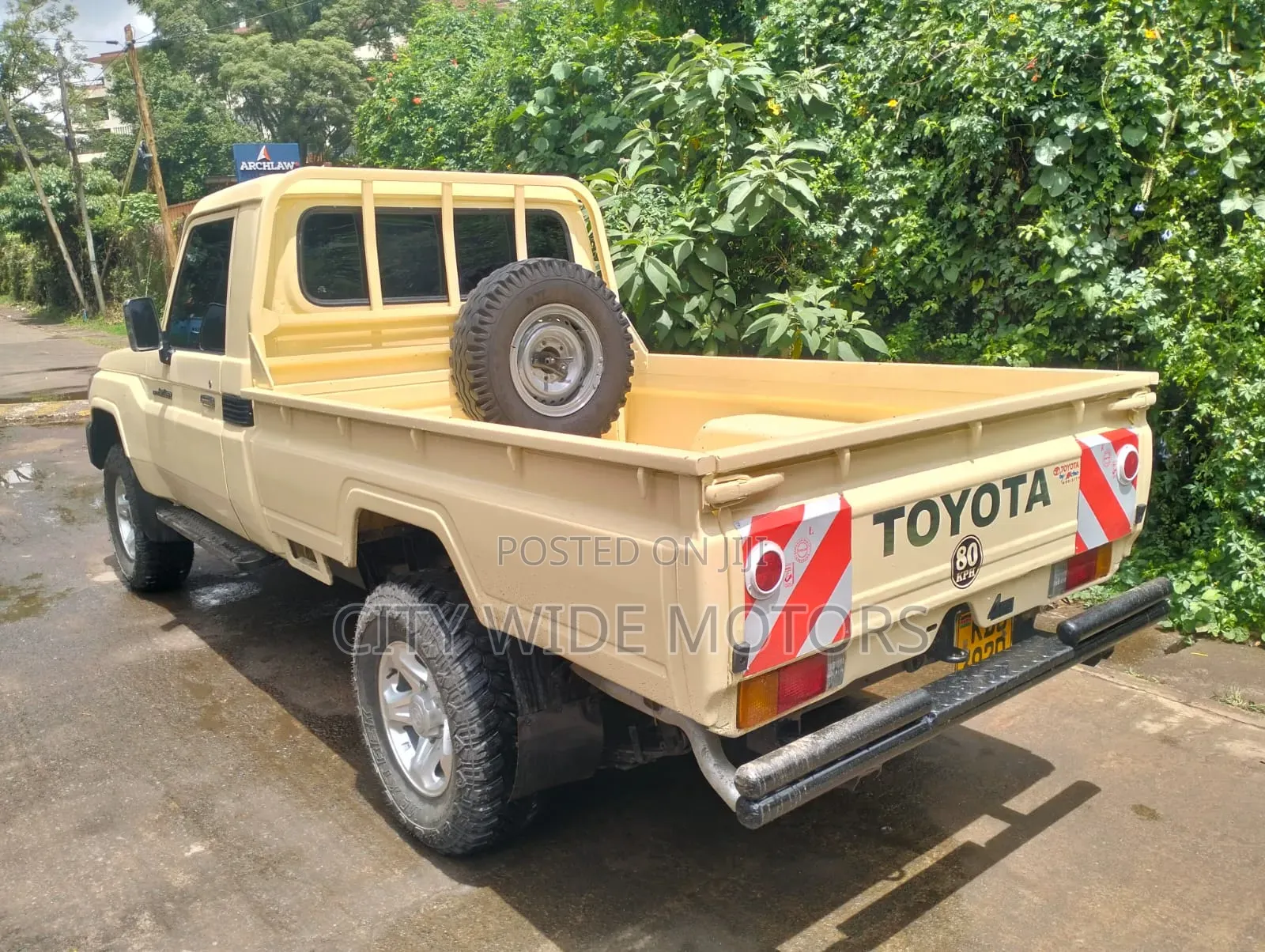 Toyota Land Cruiser 2003 Beige
