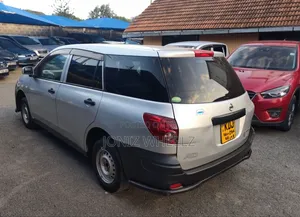 Nissan Advan 2015 Silver