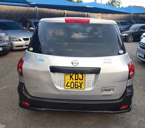 Nissan Advan 2015 Silver