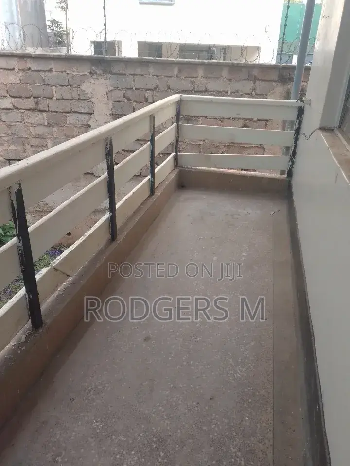 1bdrm Apartment in Raphta Road Area for rent