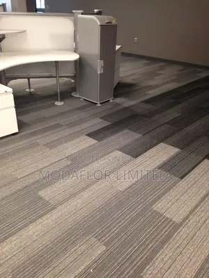 Carpet Tiles for Office, Shop and Modern Floor Covering Use