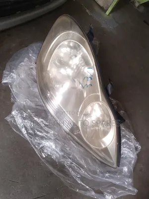 Toyota Ipsum Headlight Non Xenon