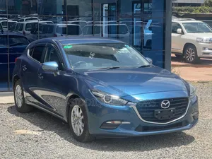 Mazda Axela 2018 Blue